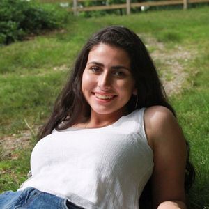 Meet your Posher, Aviva